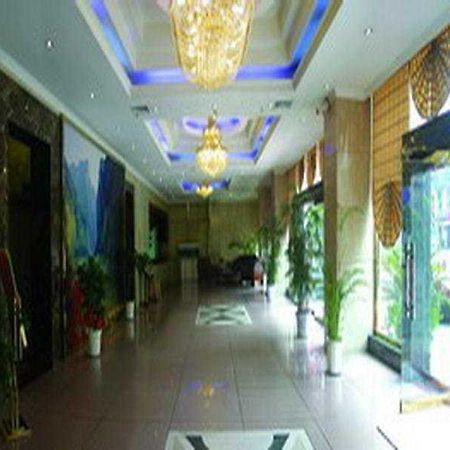 365Days Inn Hotel Nghi Xương Ngoại thất bức ảnh