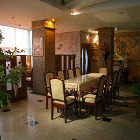 365Days Inn Hotel Nghi Xương Nhà hàng bức ảnh