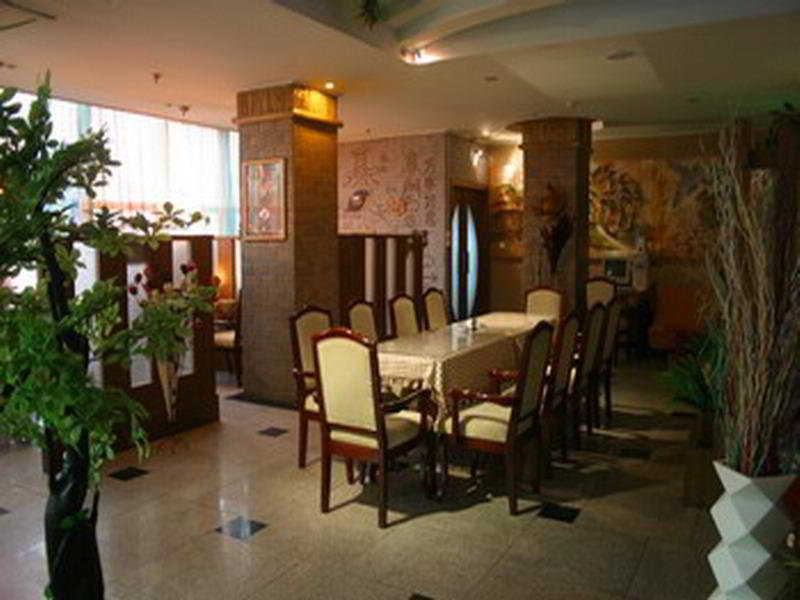365Days Inn Hotel Nghi Xương Nhà hàng bức ảnh
